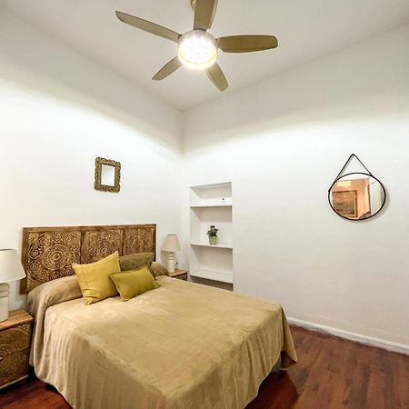 Apartamentos Malaga Centro Luaran gambar