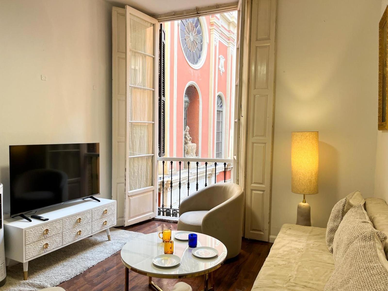 Apartamentos Malaga Centro Luaran gambar
