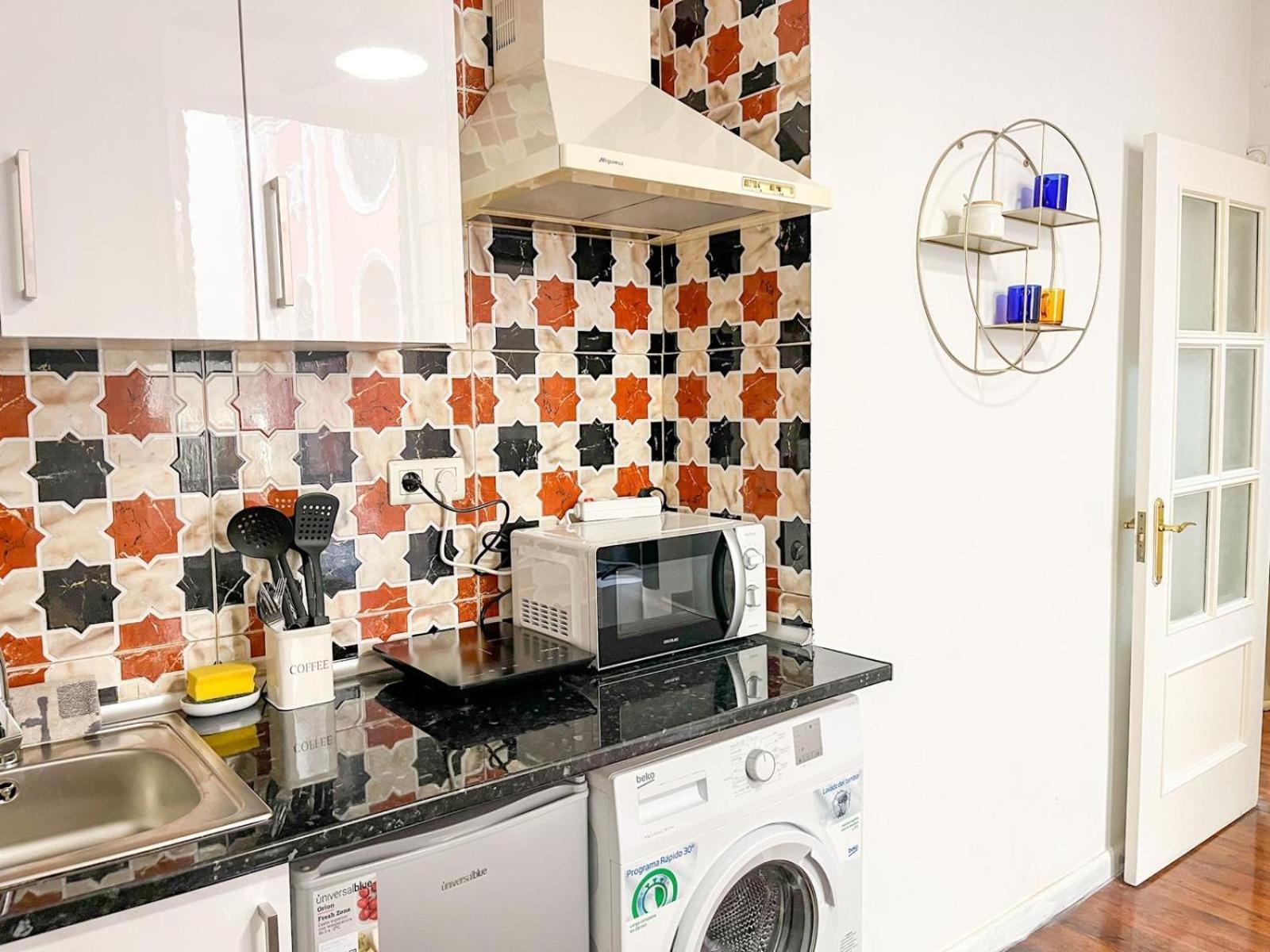 Apartamentos Malaga Centro Luaran gambar