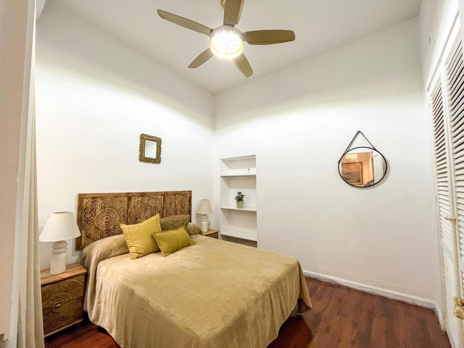 Apartamentos Malaga Centro Luaran gambar