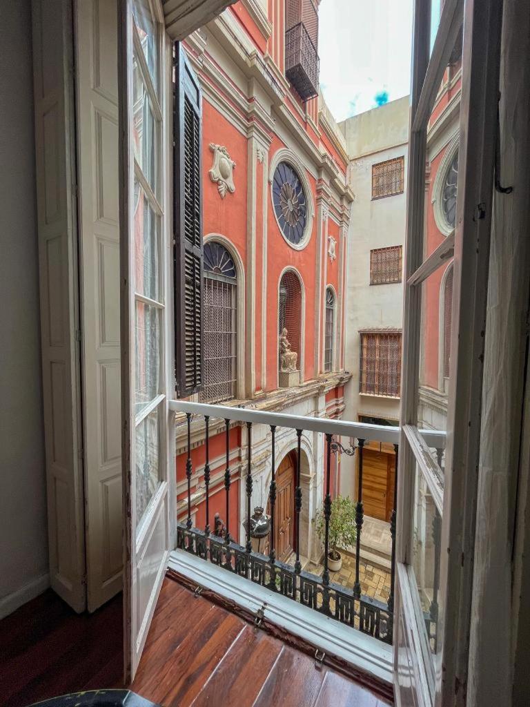 Apartamentos Malaga Centro Luaran gambar