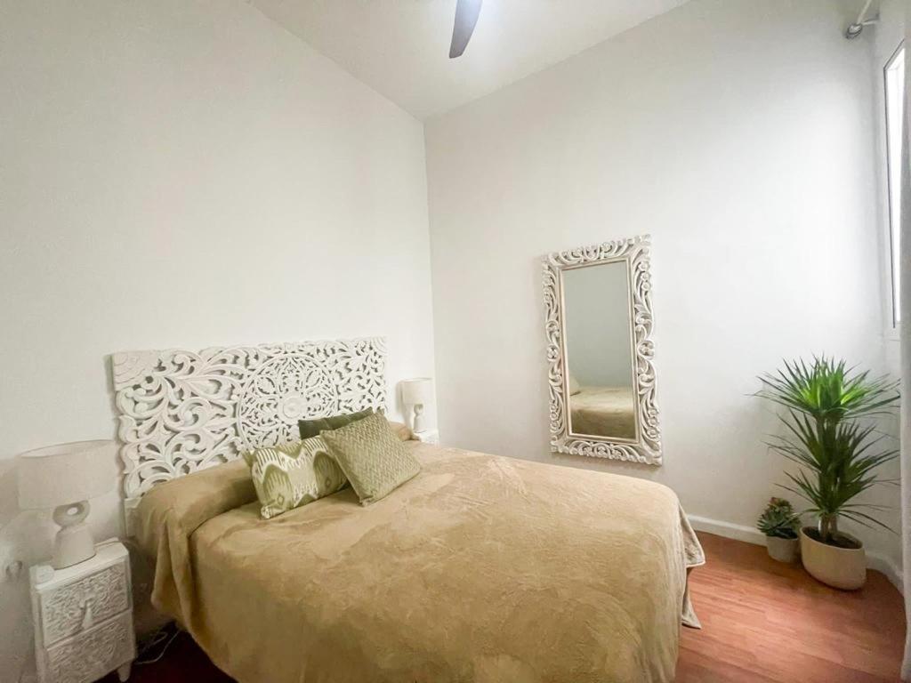 Apartamentos Malaga Centro Luaran gambar